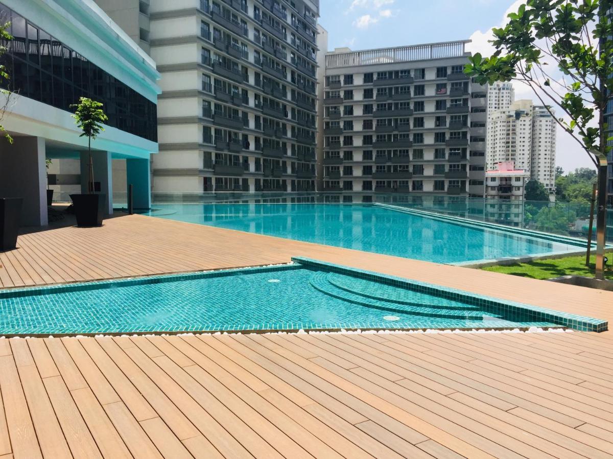 Klgateway Premium Mid Valley Apartment *