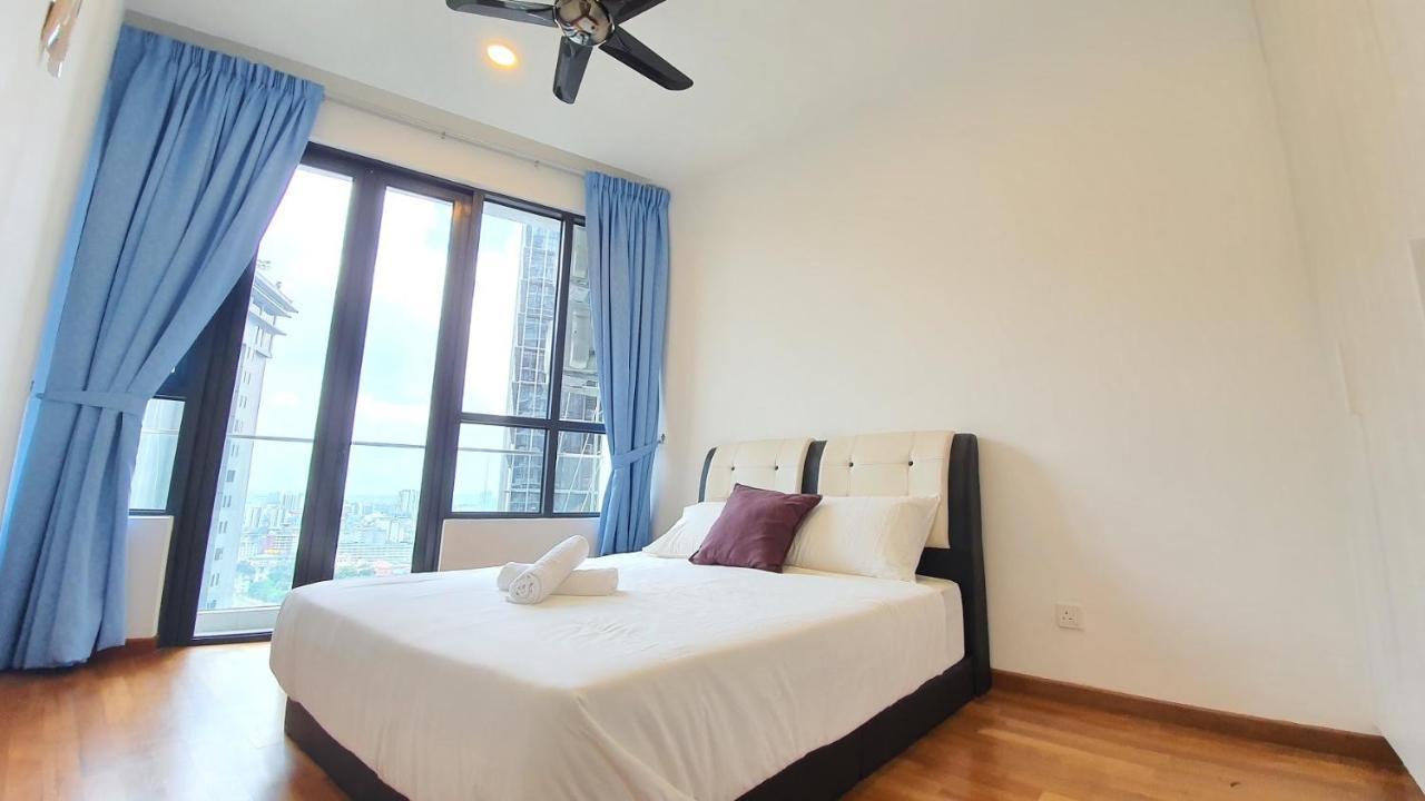 Klgateway Premium Mid Valley Apartment *